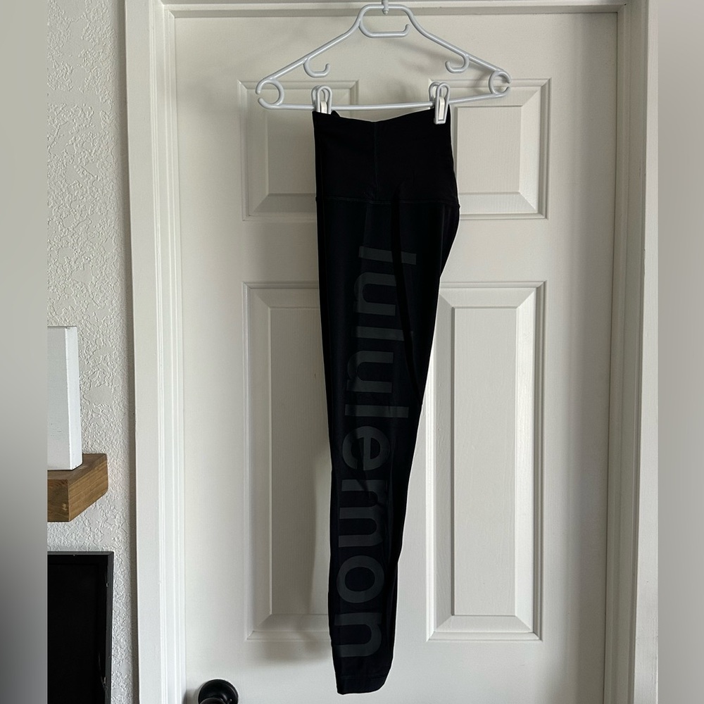 Lululemon High Rise Pant Legging Black 25” Graphic Size 4